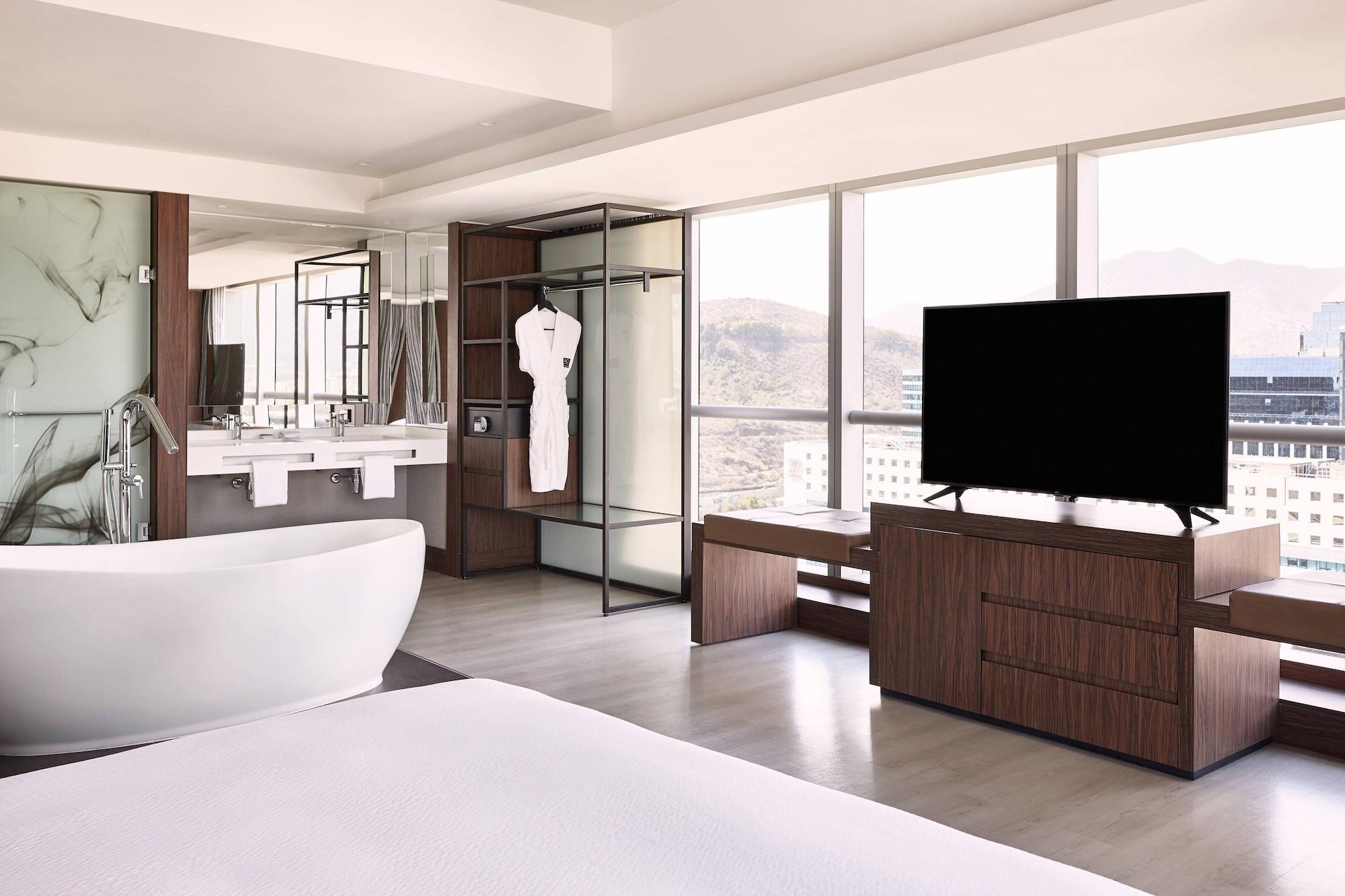 Ac Hotel By Marriott Santiago Cenco Costanera Bagian luar foto